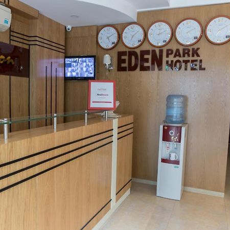 Reddoorz Plus Near Secc D7 Ho Şi Min Exterior foto